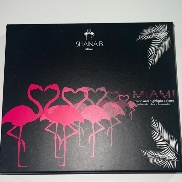 Shaina B. eyeshadows and blush & highlight - Picture 4 of 5